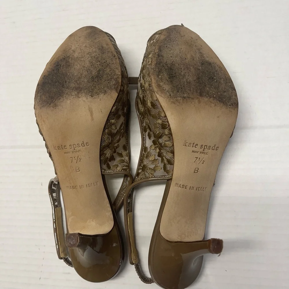Kate Spade Daisy Mesh Patent Bow Heeled Shoes Open Toe Taupe Sz 7.5
